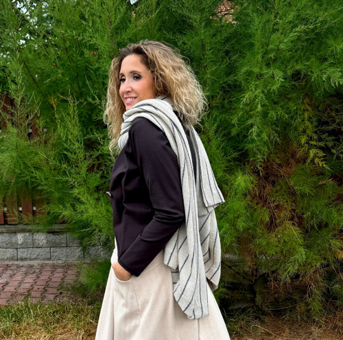 Dlouhá šála s proužky — foto 3