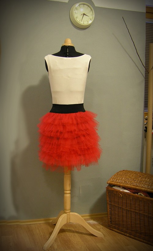Tutu .red swan ...na přání — foto 2