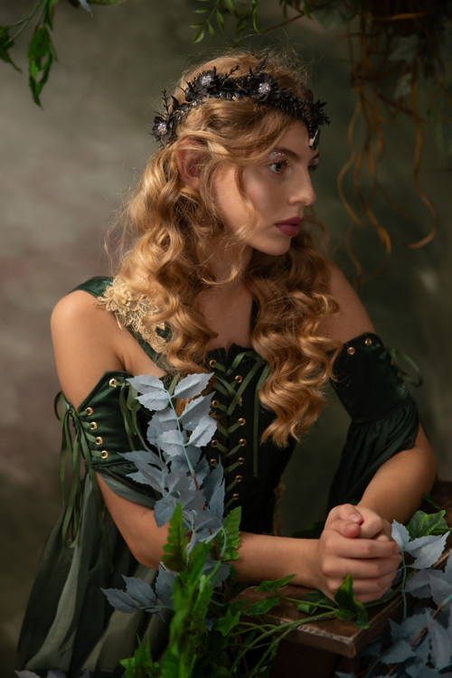 Čierna tiara "svit noci" — foto 3
