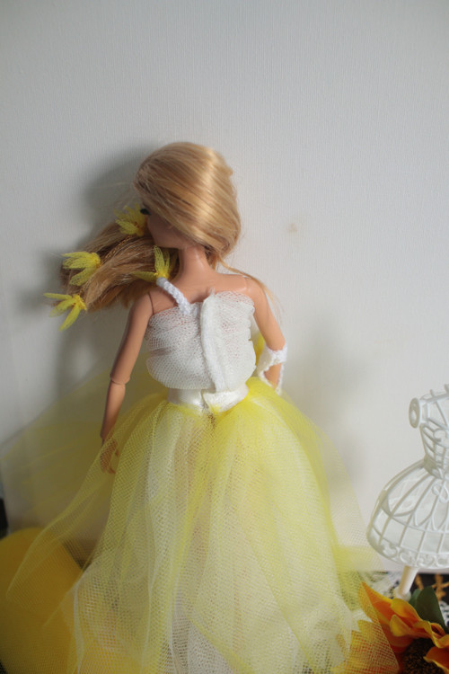 Šatičky pro Barbie - plesová sezóna — foto 3