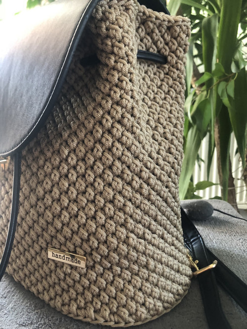 Krásný lehký batoh — foto 6