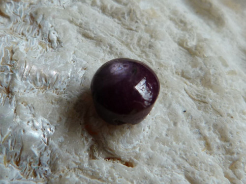 Rubín - kabašon - 0,8 cm (R7) - Extra — foto 2