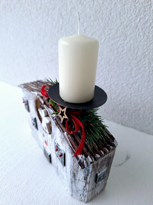 Vánoční domeček s komínem — foto 4