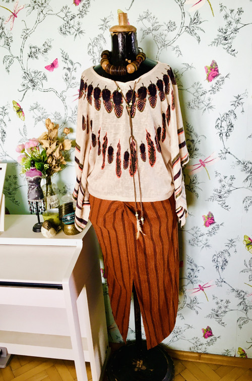Top svetřík boho indiánský — foto 2