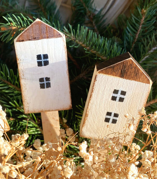 Domeček bílohnědý - zápich — foto 2