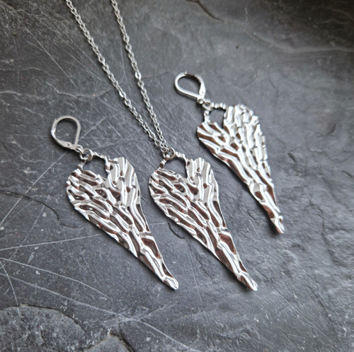 Ocelové náušnice*srdce*výrazná*tepaná — foto 6