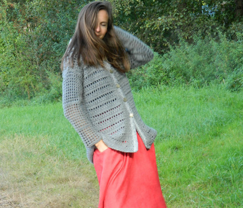 Delší vesta s rukávem — foto 5