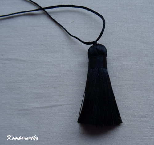 Krásný hustý hedvábný střapec 6cm — foto 2