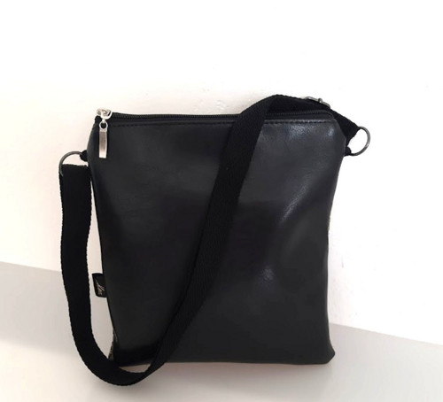 Crossbody na cesty — foto 2