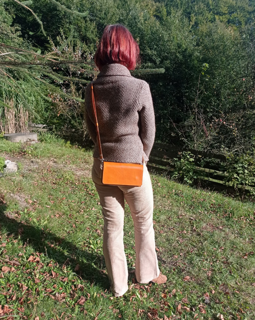 Kožené psaníčko Ebba - hořčicové — foto 3