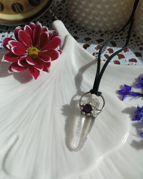 Fantasy křišťálová špice s ametystem — foto 2