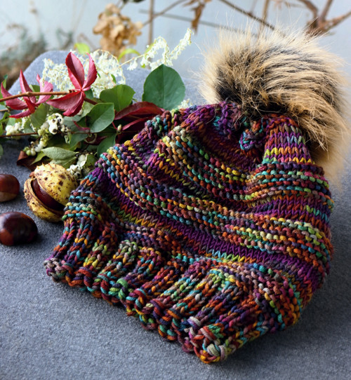 Čapule s bambulí 100% merino "V borůvčí" — foto 6