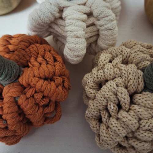 Boho dýně / macramé dekorace — foto 2