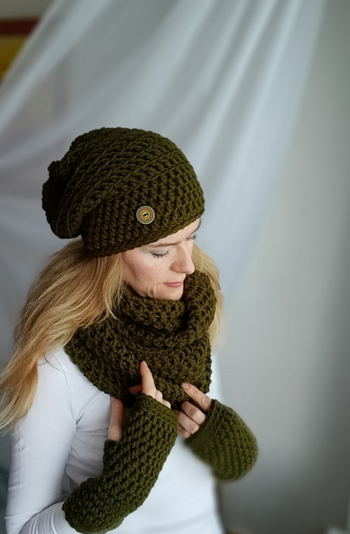 Khaki souprava SKLADEM — foto 2
