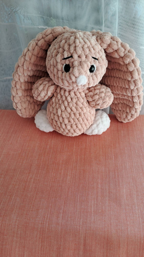 Háčkovaný zajíc růžový — foto 3