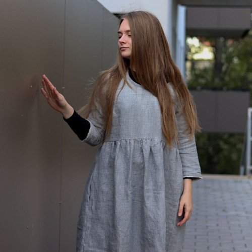 Lněné šaty proužek — foto 2