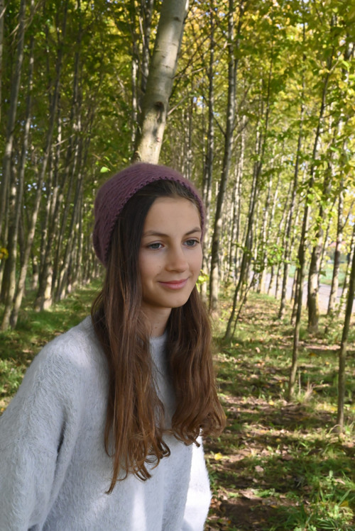 Čepice tmavě růžová — foto 2