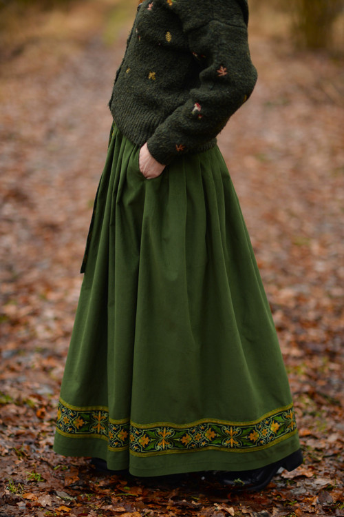 Sukňa Lesana 3 — foto 3