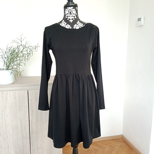 Šaty vel XS-XL — foto 4