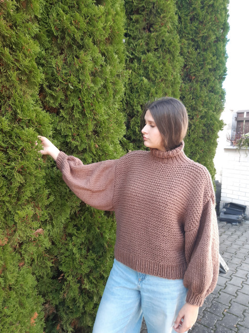 Svetr se širokými rukavy — foto 3