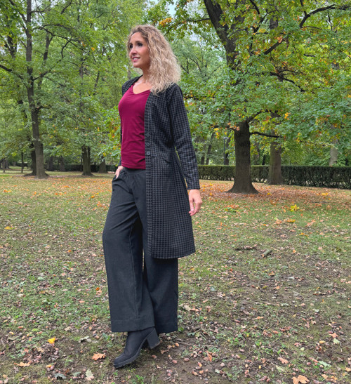 Střední Kardigan šedočerný — foto 6