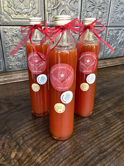 ŠÍPKOVÝ SIRUP s karamelem — foto 2