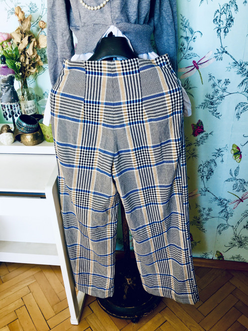 Kalhoty chic káro — foto 4