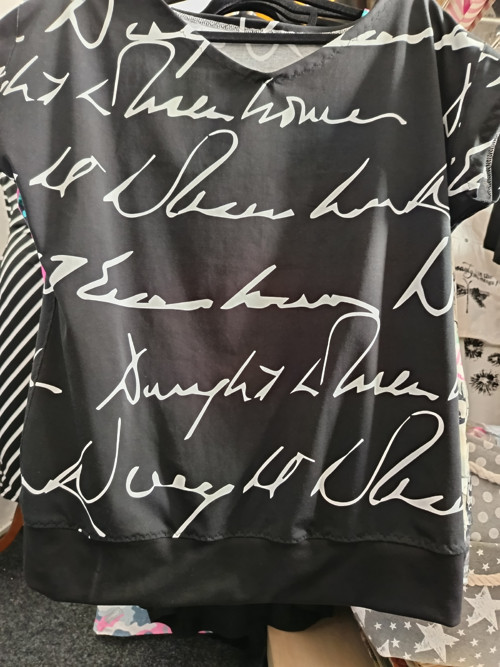 Black letters — foto 5