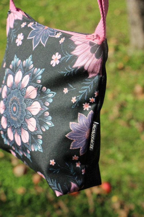 Crossbody Růžová mandala — foto 3