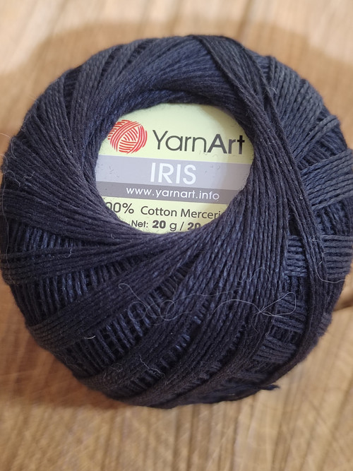 Bavlněná příze háčkovací Iris 20 g černá — foto 2