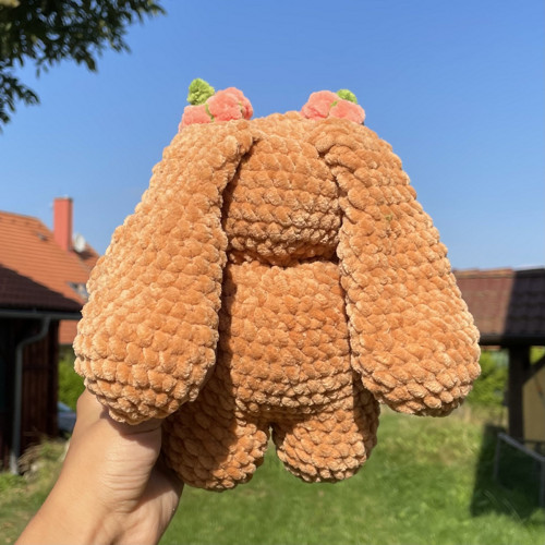 Háčkovaný dýňový králíček — foto 3