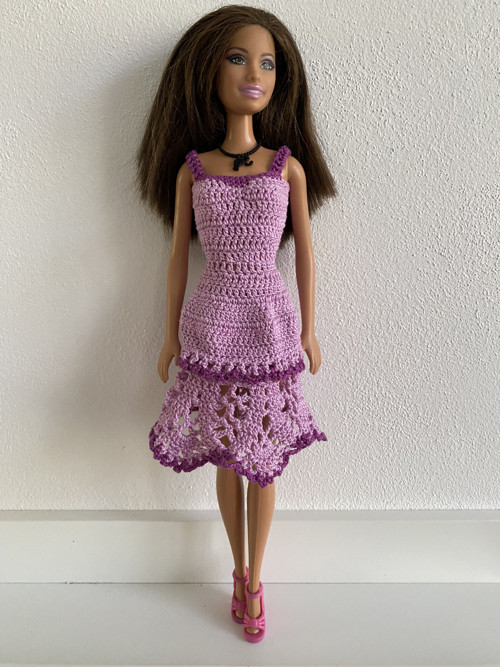 Háčkované šaty na panenku Barbie — foto 2