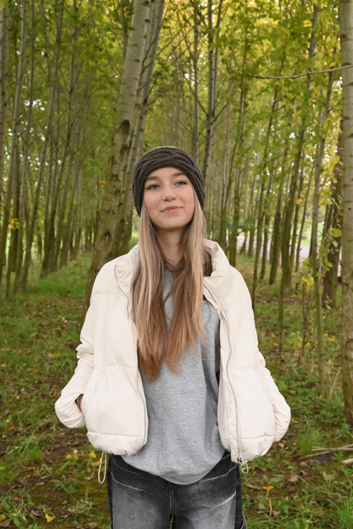 Čepice hnědá, béžová — foto 4