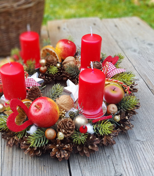 Adventní věneček na stůl — foto 2