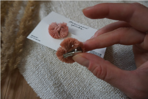 Macramé sponečky do vlasů Růžové — foto 2