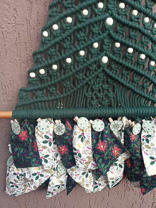 Adventní kalendář, vánoční stromeček, macramé — foto 5