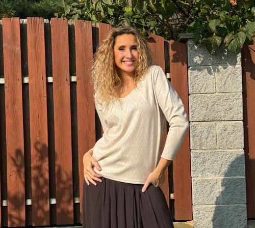 Netopýří tunika smetanovobéžová — foto 2
