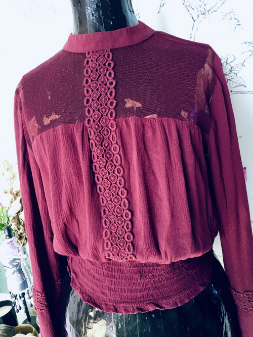 Halenka vínová, viktoriánský look — foto 2