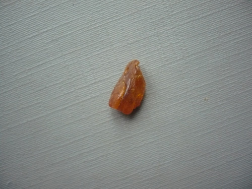 Surový jantar 11 mm, č.92 — foto 2
