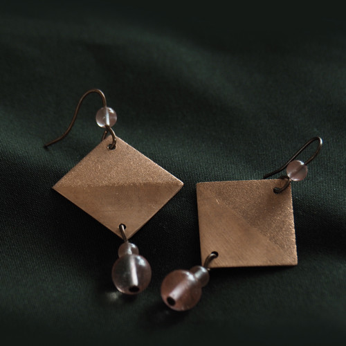Kosočtverce s cherry quartz — foto 3