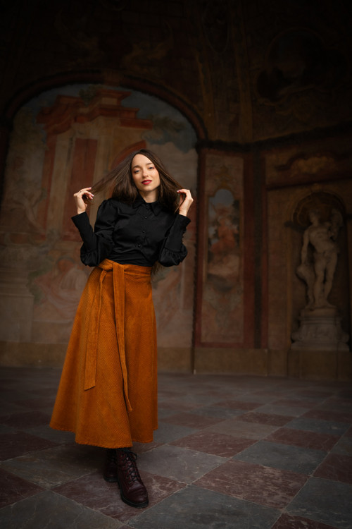 Půlkolová Manšestrová Midi Silnější - Koňak — foto 5