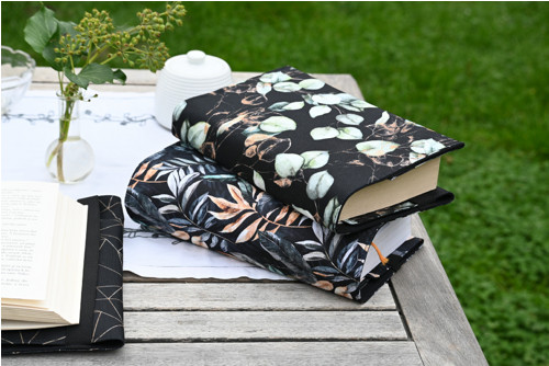 Rostoucí obal na knihu Černozlaté listí — foto 3