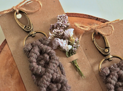 Macrame klíčenka — foto 2