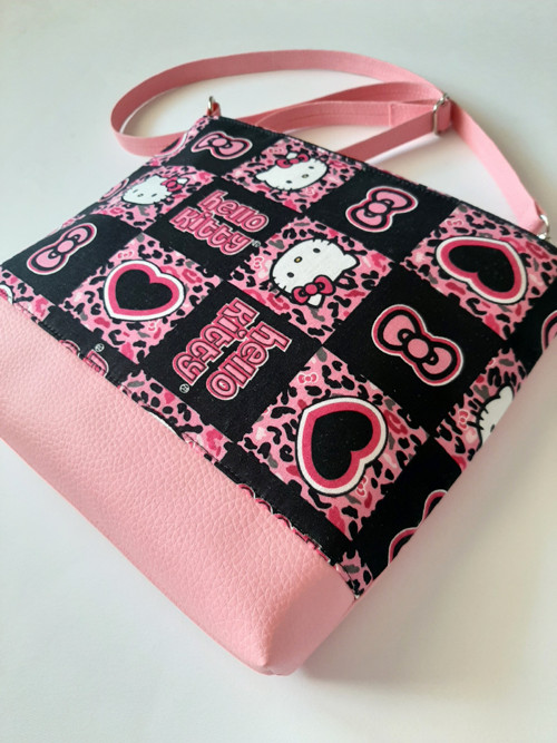 Hello Kitty — foto 3