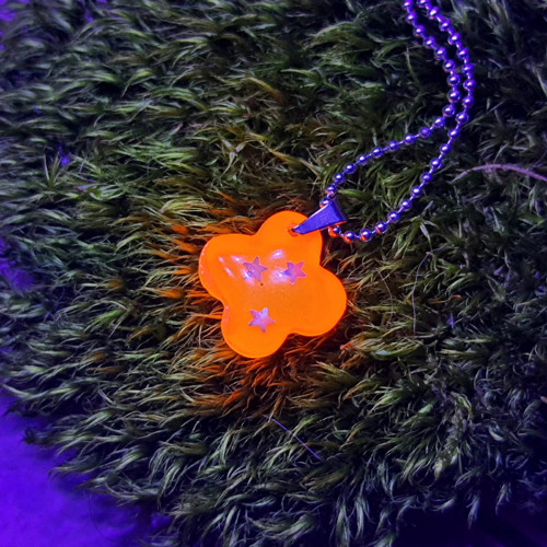 Náhrdelník"Fluorescenční čtyřlístek" — foto 5