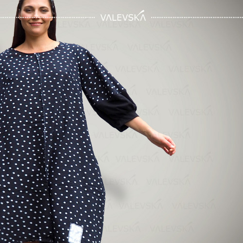 Černé šaty s puntíkem XXL — foto 3