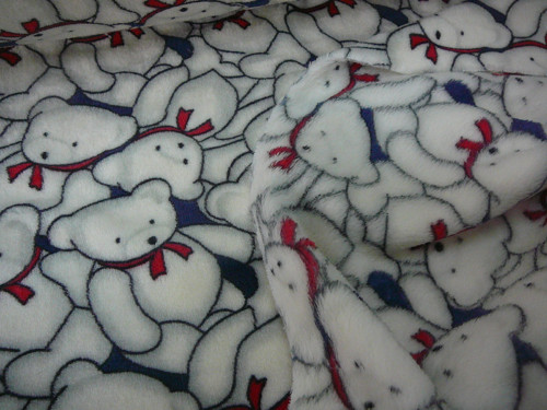 Fleece - medvěd s mašlí - šíře 150cm — foto 3