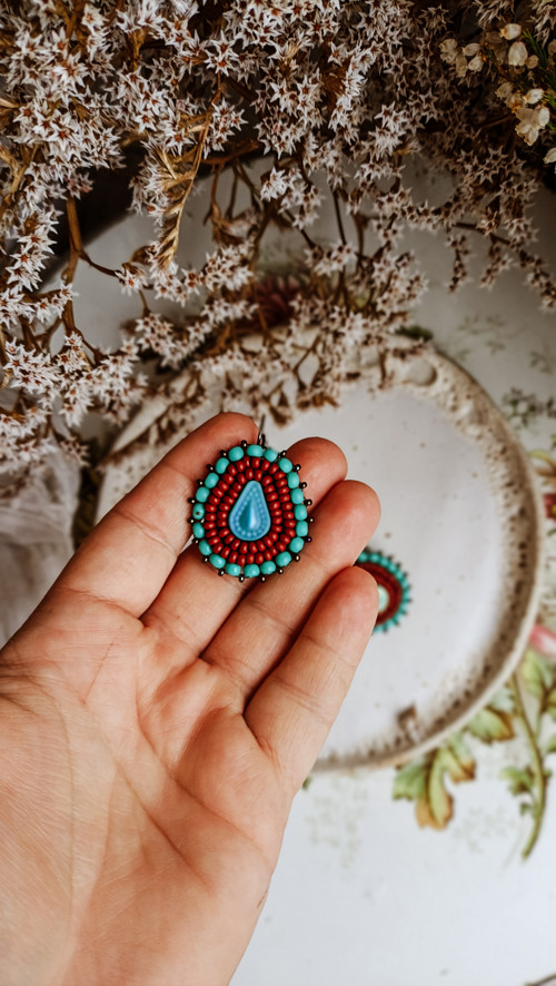 Arabesque n.12 - vyšívané náušnice — foto 3