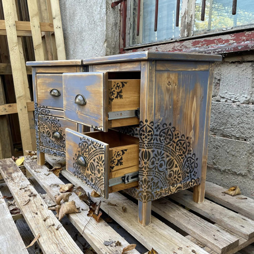 IHNED K ODESLÁNÍ - extra vymazlené noční stolky — foto 5