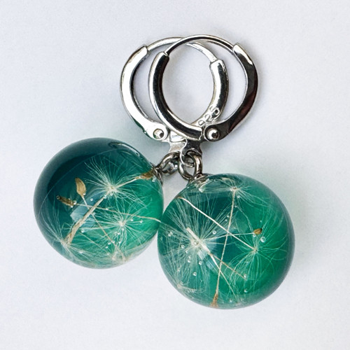 Chmýří pampelišky v zelené — foto 5
